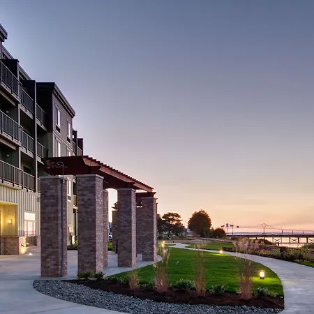 Hampton Inn & Suites Astoria-3
